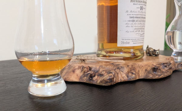 'SCOTCH ON THE ROCKS' OAK BURR DISPLAY PLINTH - TRUE TO NATURE