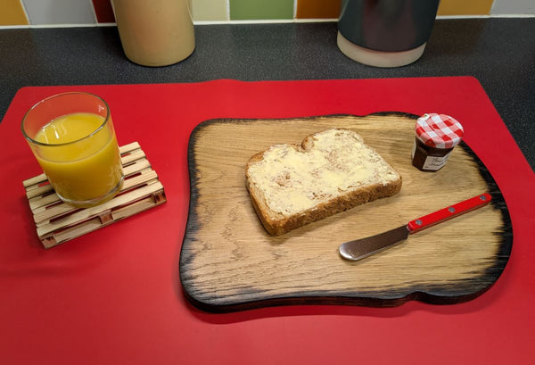 PALLET STYLE DRINKS COASTER AND TOAST STYLE OAK SERVING BOARD