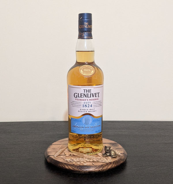 DECORATIVE OAK 'BARREL LID STYLE' DISPLAY PLINTH