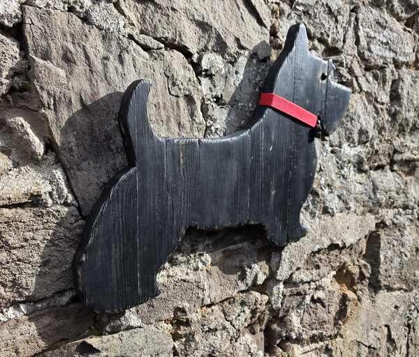 SCOTTIE DOG (SCOTTISH TERRIER) WOODEN WALL ART