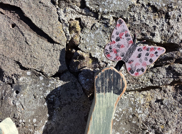 PLAYFUL CAT WITH BUTTERFLY - WOODEN WALL ART
