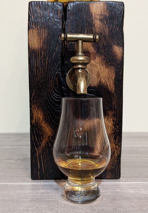 OAK WHISKY DISPLAY SET - SPECIAL