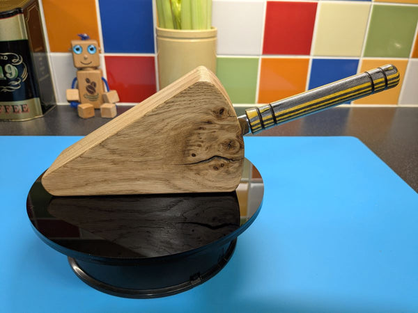OAK CHEESE WEDGE KNIFE BLOCK - TRUE TO NATURE- WITH CHEESE KNIFE (blockA9)