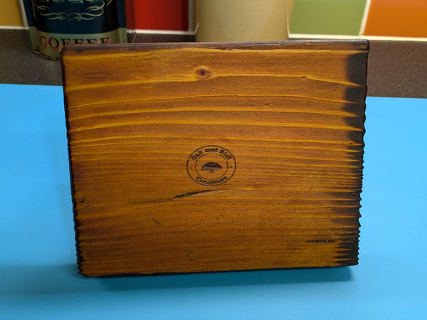 TOAST RACK SET inc A PAIR OF OAK 'TOAST-STYLE' BOARDS