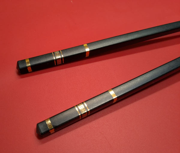 'GREAT WALL' DESIGN CHOPSTICKS (PAIR)