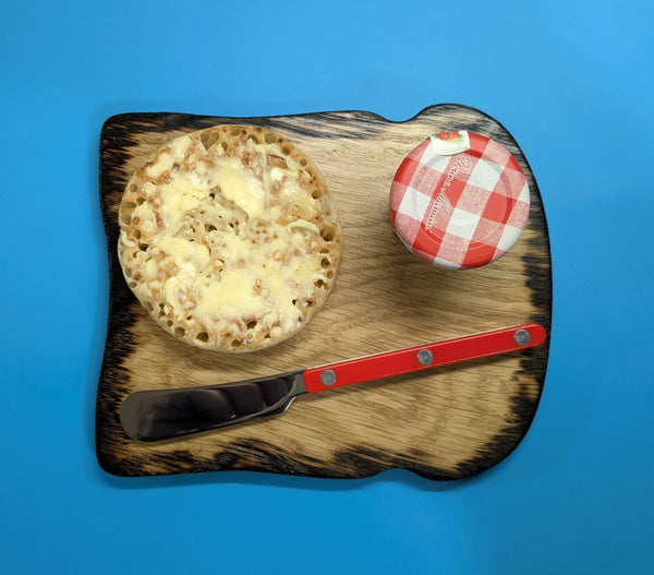 'TOAST-STYLE' OAK SERVING BOARD (with burnt edge) - SMALL