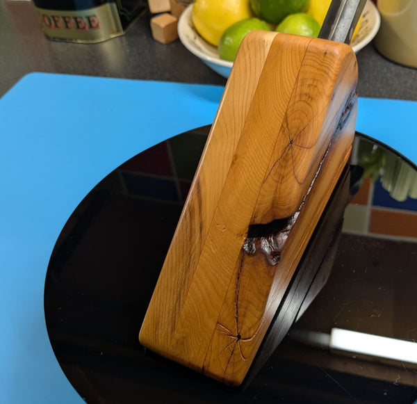YEW CHEESE WEDGE KNIFE BLOCK - TRUE TO NATURE - WITH CHEESE KNIFE (blockA4)
