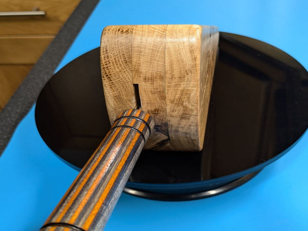 OAK CHEESE WEDGE KNIFE BLOCK - TRUE TO NATURE- WITH CHEESE KNIFE (blockA10)