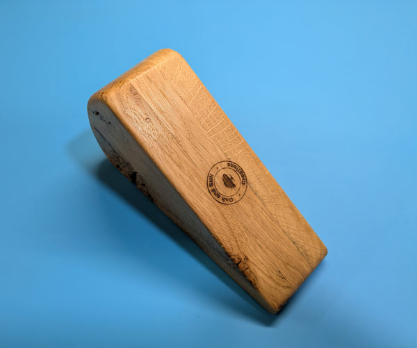 OAK CHEESE WEDGE KNIFE BLOCK - TRUE TO NATURE- WITH CHEESE KNIFE (blockA2)