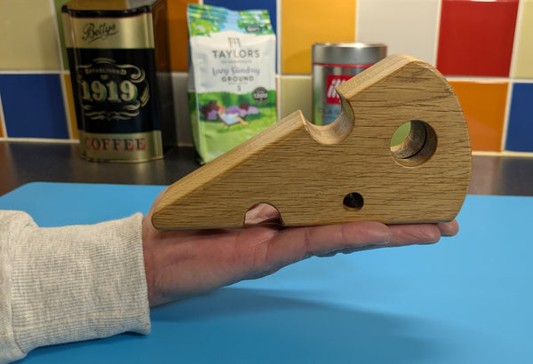 OAK CHEESE WEDGE KNIFE BLOCK - WITH HOLES - WITH CHEESE KNIFE (blockA3)