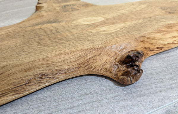 'THE EPITAME OF A ROCKY OUTCROP' OAK DISPLAY PLINTH – TRUE TO NATURE