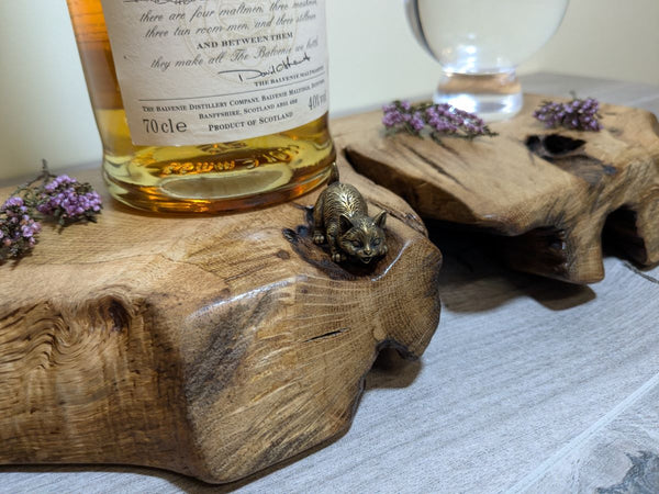 'THE ROCKY OUTCROP'  OAK DISPLAY PLINTH - TRUE TO NATURE