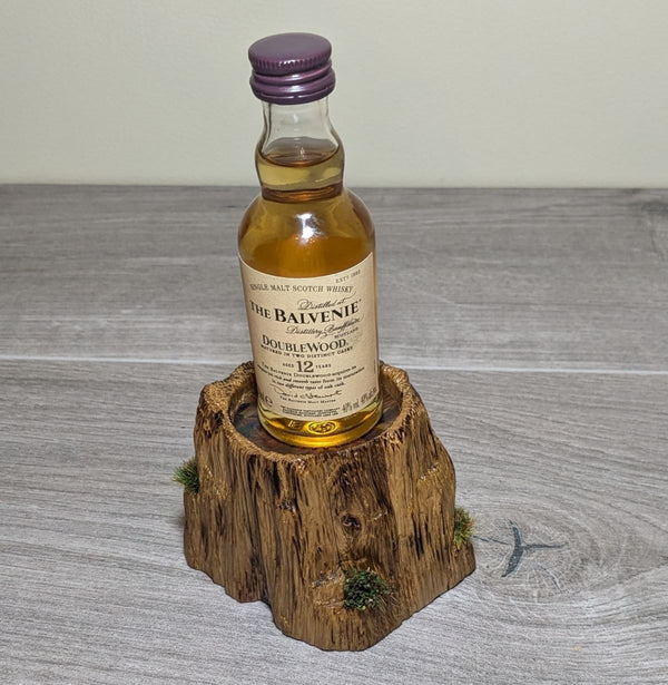 scotch on the rocks oak display plinth with copper flame-painted insert