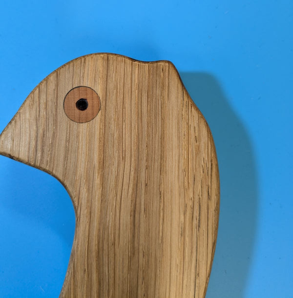 oak charcuterie serving board - partridge inlaid wooden eye