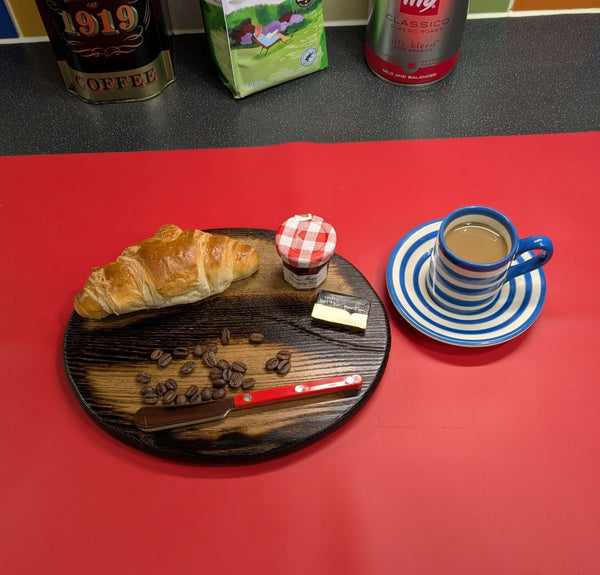 COFFEE BEAN STYLE SERVING BOARD - ASH (MEDIUM)