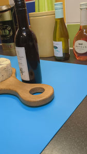 stinky cheese oak cheeseboard video clip