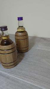 DISPLAY OF MINI OAK BARRELS FOR MINIATURE WHISKY BOTTLES VIDEO